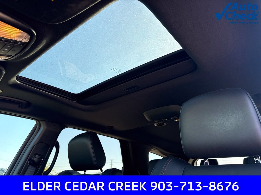Used 2023 Dodge Durango GT RWD image 13