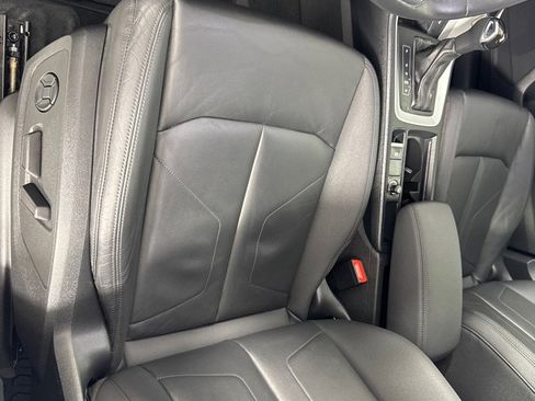 Used 2021 Audi Q3 2.0T Premium image 14