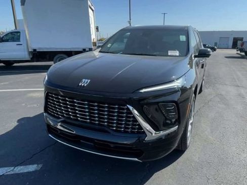 New 2026 Buick Enclave Avenir w/ Super Cruise Package AWD/4WD image 5