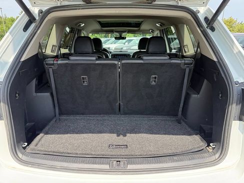 Used 2022 Volkswagen Atlas SE FWD image 34