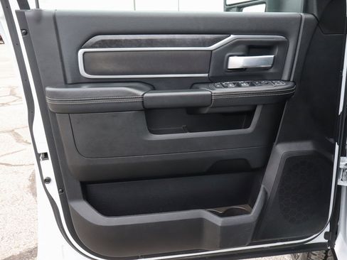 Used 2024 RAM 2500 Big Horn image 17