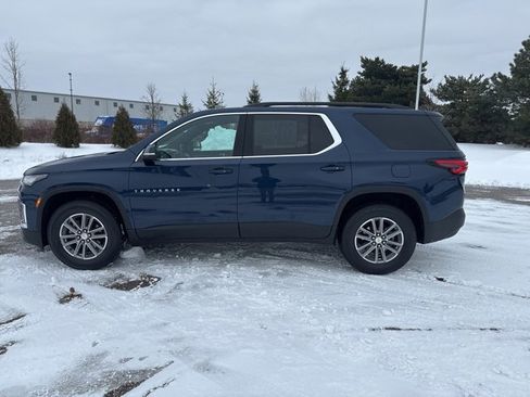 Used 2023 Chevrolet Traverse LT image 8