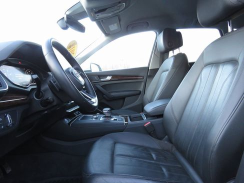 Used 2018 Audi Q5 2.0T Premium image 10