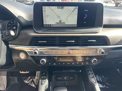 Used 2022 Kia Telluride SX w/ Towing Package image 22