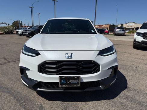 Certified 2025 Honda HR-V Sport image 2
