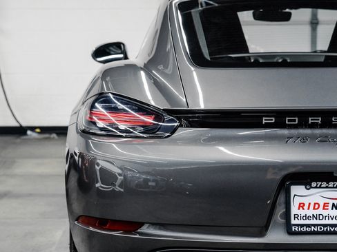 Used 2022 Porsche 718 Cayman image 49