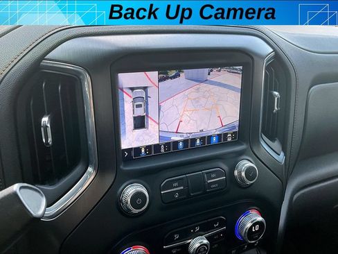 Used 2021 GMC Sierra 1500 AT4 w/ AT4 Value Package AWD/4WD image 14