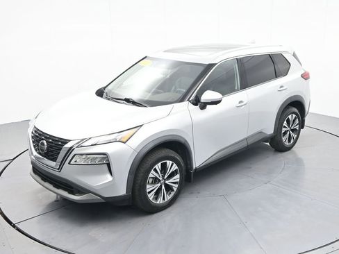 Used 2021 Nissan Rogue SV w/ Premium Package image 25