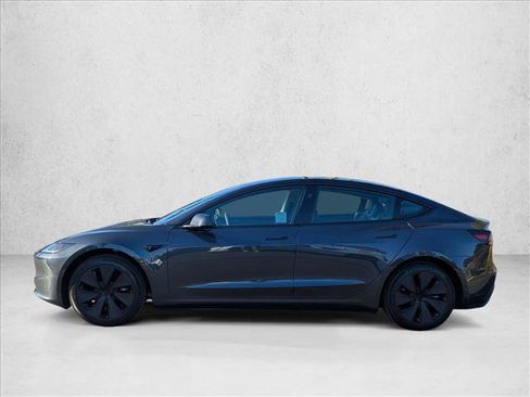 Used 2025 Tesla Model 3 Long Range image 9
