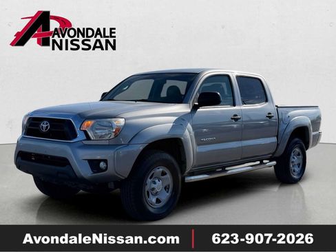 Used 2015 Toyota Tacoma PreRunner w/ SR5 Package RWD image 1
