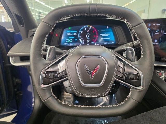 Used 2025 Chevrolet Corvette Stingray Preferred Cpe w/ Z51 Performance Package RWD image 17