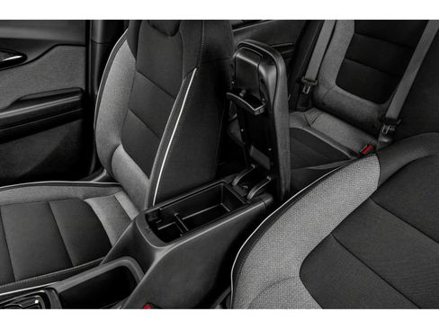 Used 2021 Chevrolet TrailBlazer LT w/ Convenience Package FWD image 9
