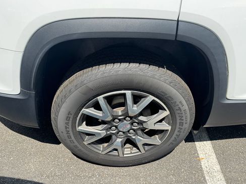 Used 2020 GMC Acadia SLE w/ Driver Convenience Package AWD/4WD image 11