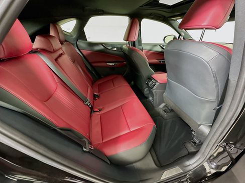 Used 2024 Lexus NX 250 FWD w/ Towing Package (2000 Lbs) image 28