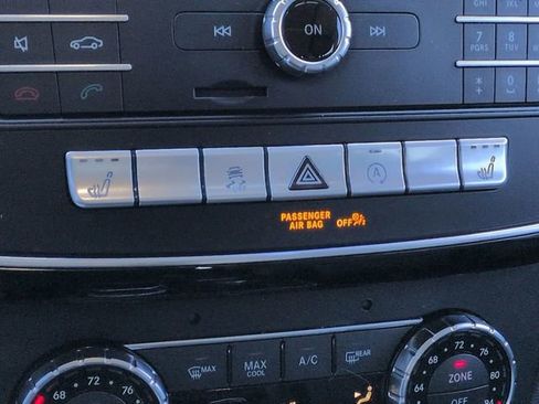 Used 2018 Mercedes-Benz GLE 43 AMG 4MATIC w/ Night Package image 23