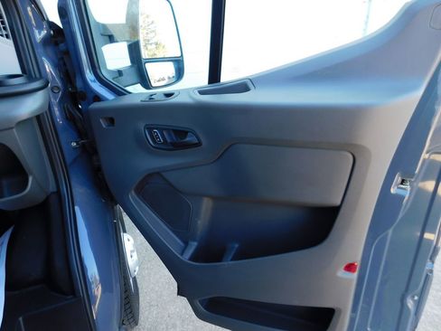 Used 2022 Ford Transit 250 148 High Roof Extended AWD w/ Parcel Delivery Package image 85