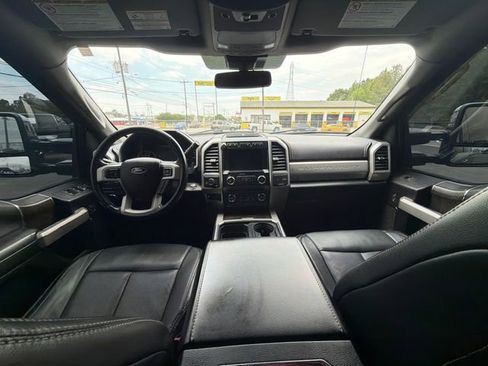 Used 2020 Ford F250 Lariat w/ Lariat Ultimate Package AWD/4WD image 35