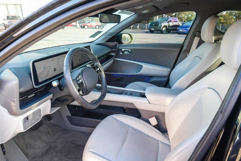 Used 2024 Hyundai Ioniq 6 SEL RWD image 17