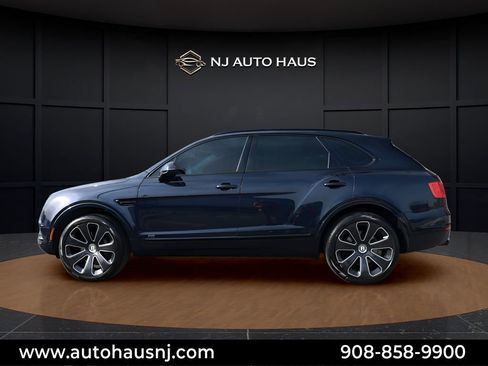 Used 2020 Bentley Bentayga Design Series image 5