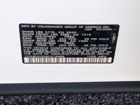 New 2025 Volkswagen Atlas Cross Sport SE image 39