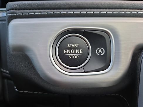 Used 2026 Mercedes-Benz G 550 image 38
