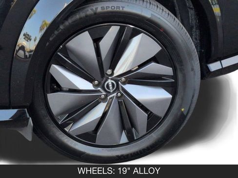 Used 2023 Nissan Ariya FWD image 11