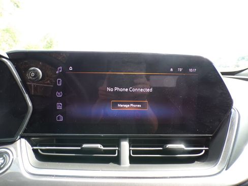 Used 2025 Chevrolet Trax ACTIV w/ Driver Confidence Package FWD image 25