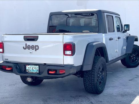Used 2022 Jeep Gladiator Mojave w/ Cold Weather Group AWD/4WD image 22