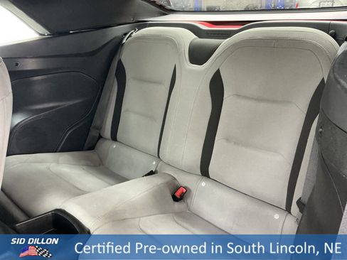 Used 2020 Chevrolet Camaro LT image 19