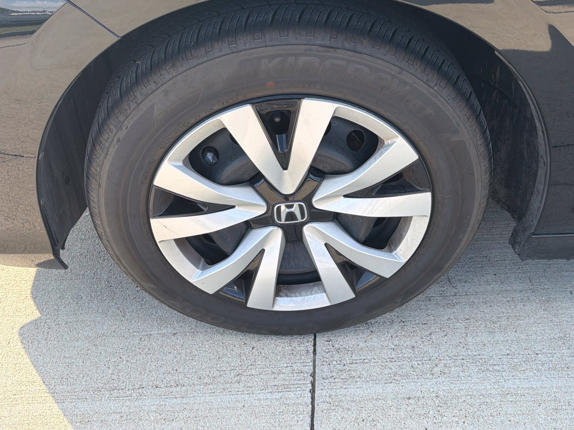 Used 2026 Honda Civic LX image 9