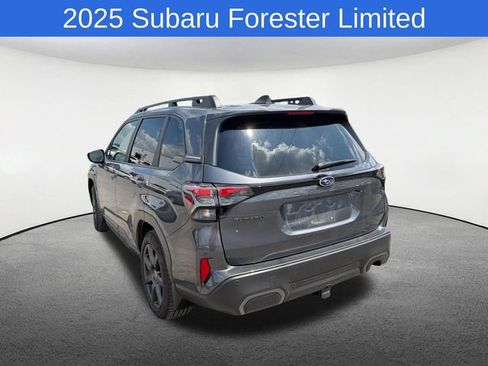Used 2025 Subaru Forester Limited AWD/4WD image 13