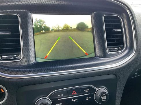 Used 2018 Dodge Charger R/T w/ Plus Group image 24