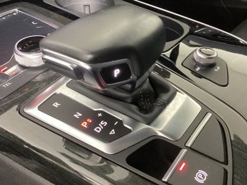 Used 2019 Audi Q7 3.0T Premium Plus w/ Premium Plus Package image 27