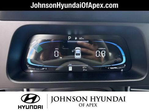 Used 2025 Hyundai Elantra Sport FWD image 28