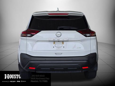 Used 2021 Nissan Rogue S AWD/4WD image 8