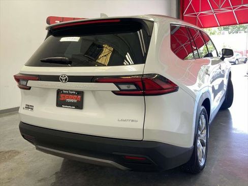 Certified 2026 Toyota Grand Highlander Limited image 3