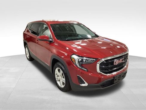 Used 2019 GMC Terrain SLE w/ LPO, Floor Liner Package image 4