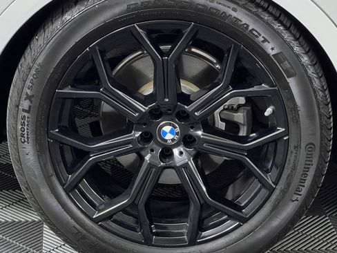 Used 2020 BMW X7 xDrive40i w/ Premium Package image 14