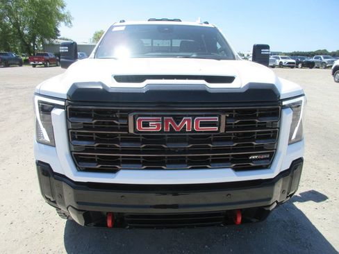 New 2026 GMC Sierra 2500 AT4X AWD/4WD image 12