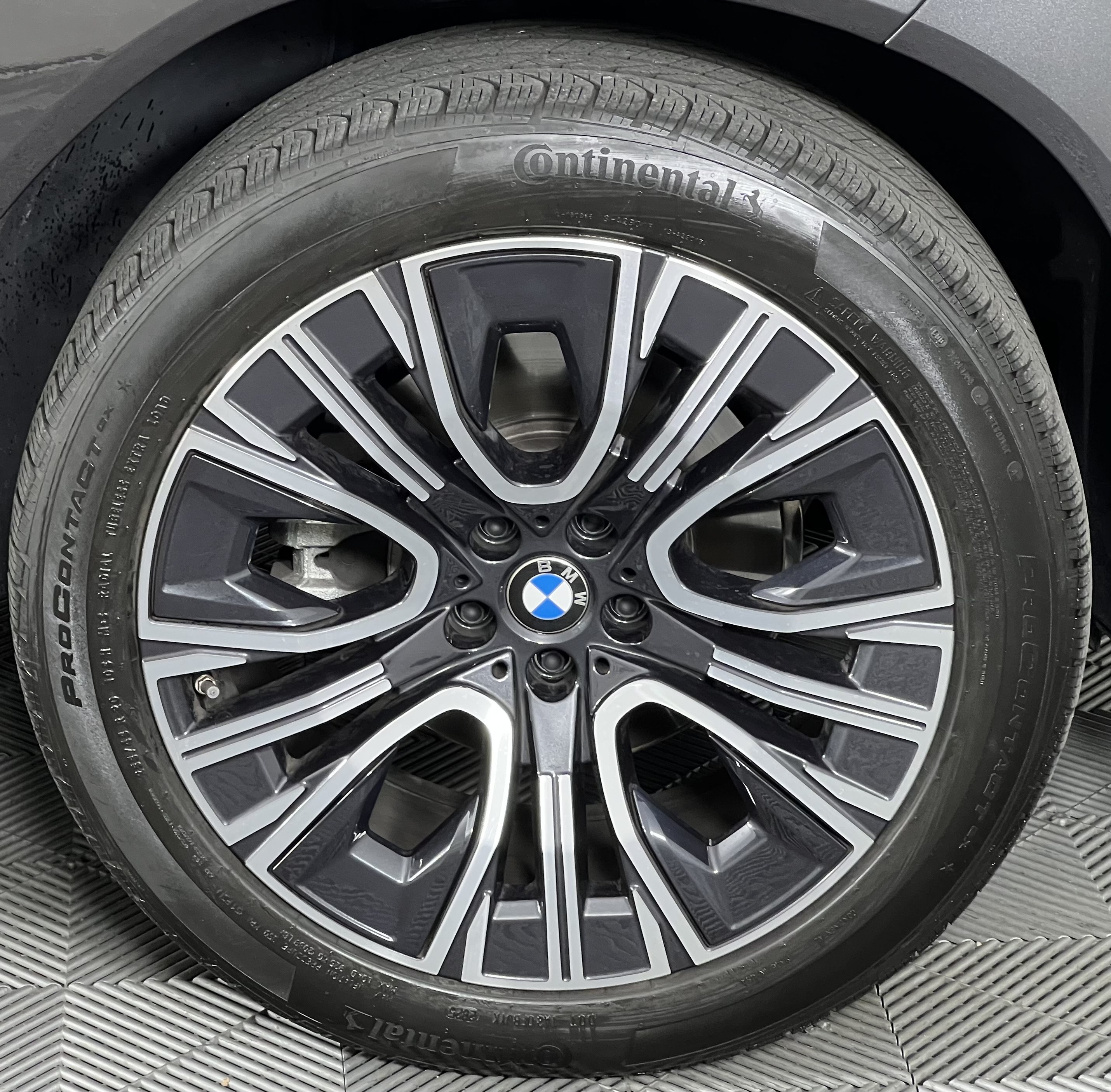 Used 2026 BMW X3 xDrive30i w/ Convenience Package AWD/4WD image 15