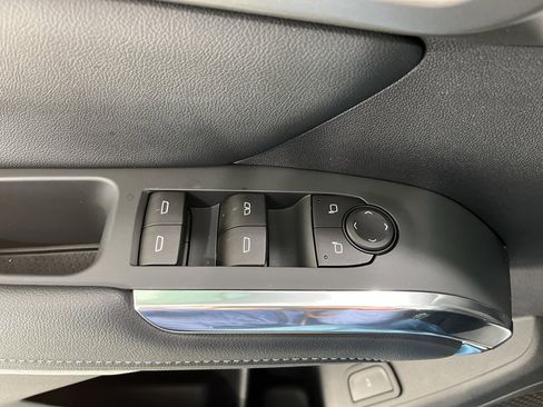 New 2026 Chevrolet Traverse LT w/ LPO, Floor Liner Package image 21