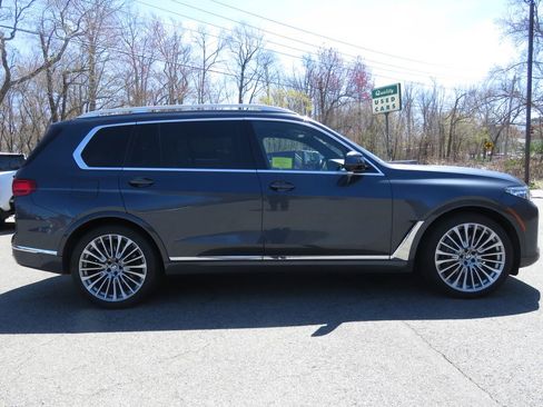 Used 2019 BMW X7 xDrive50i w/ Executive Package AWD/4WD image 4