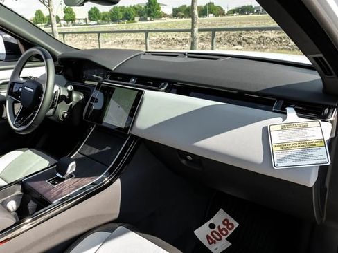 New 2026 Land Rover Range Rover Velar S AWD/4WD image 19