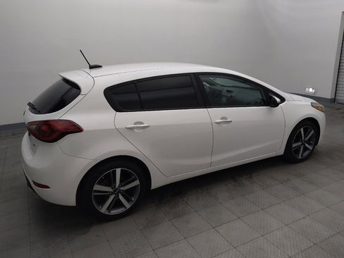 Used 2017 Kia Forte EX FWD image 10