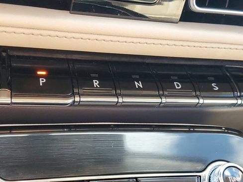 Certified 2023 Lincoln Nautilus Reserve image 27