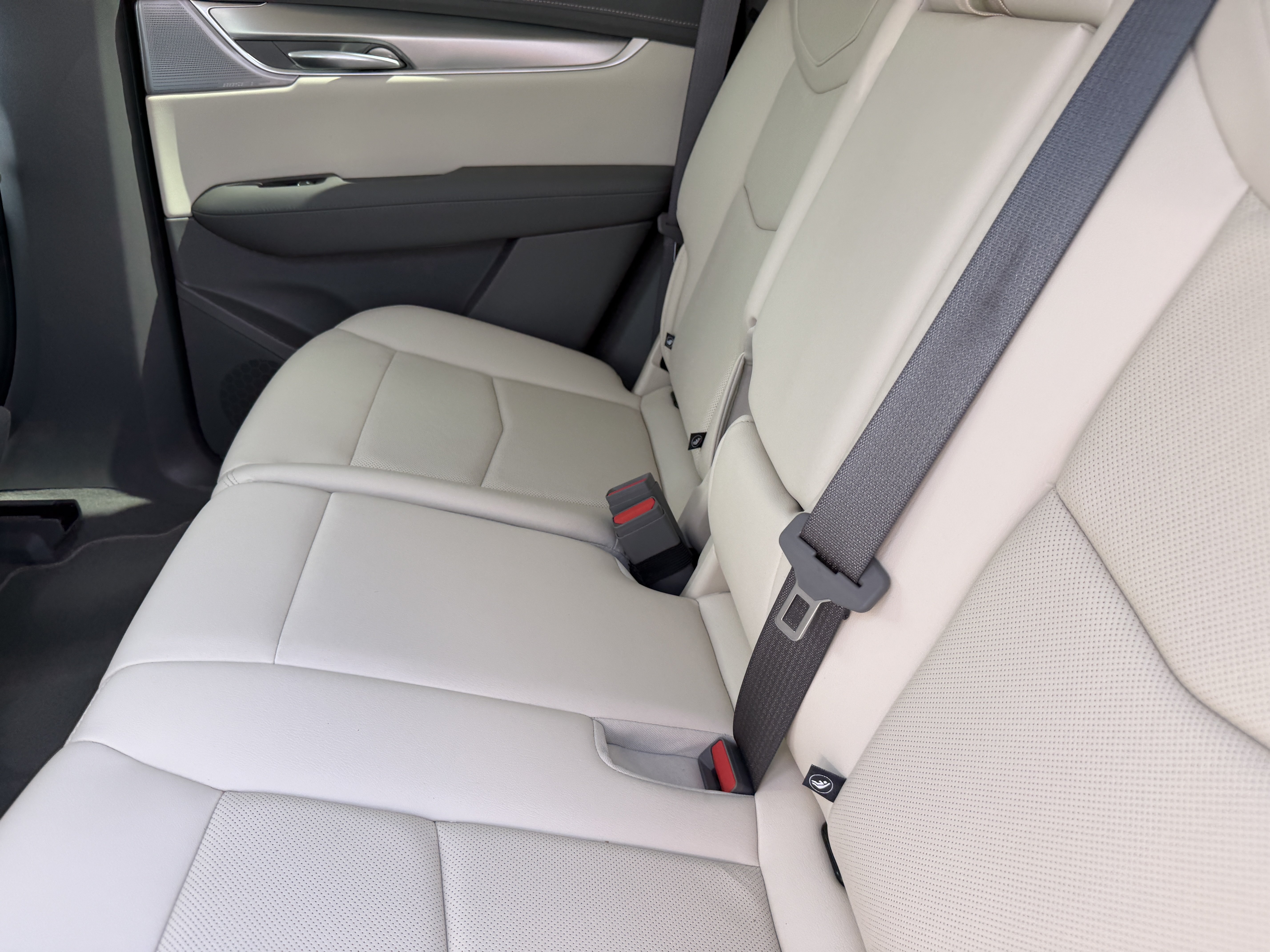 Certified 2024 Cadillac XT5 Premium Luxury FWD image 14