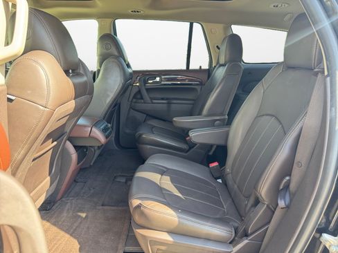 Used 2013 Buick Enclave Premium FWD image 16
