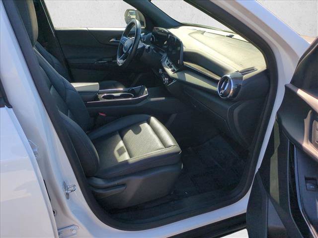 Used 2025 Chevrolet Equinox LT w/ Convenience Package II AWD/4WD image 21