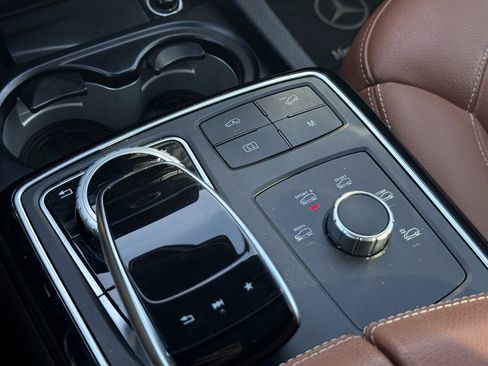 Used 2017 Mercedes-Benz GLE 43 AMG 4MATIC image 19