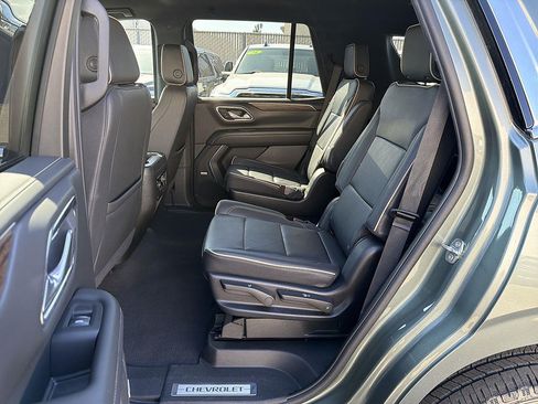 Used 2024 Chevrolet Tahoe Premier RWD image 24
